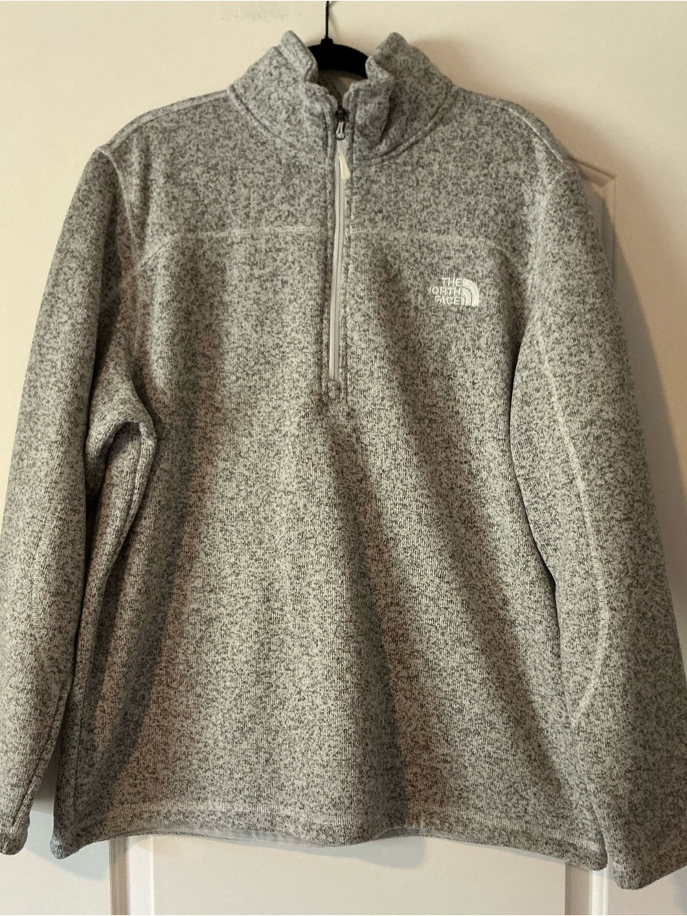 The North Face Men’s Light Gray Quarter-Zip Pullover Sweater